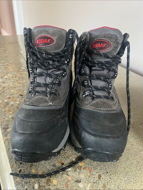 Kodiak Men's Black and Brown Waterproof Trail Boots